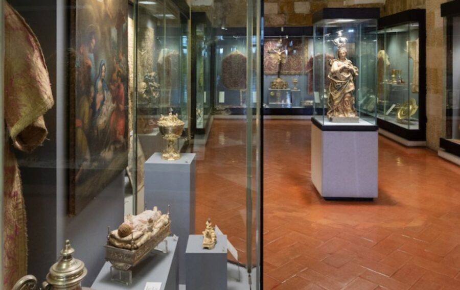 Lisbon: Lisbon Cathedral Entry Ticket - FAQs