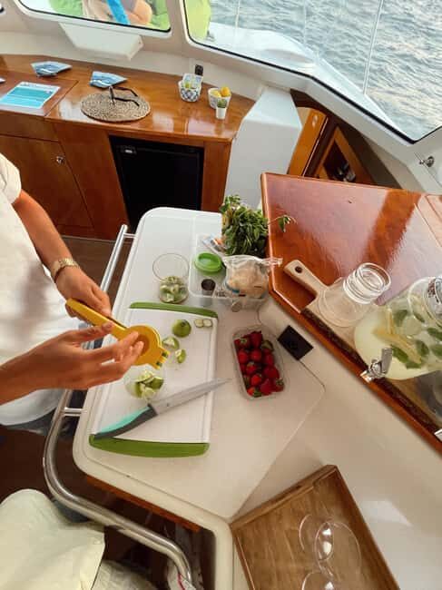 Lisbon: Mojito Sailing Sunset on a Catamaran - Practical Details and Tips for Your Cruise
