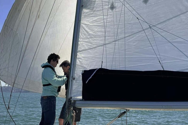 Lisbon: Private and personal sailing excursion - Who Is This Tour Best Suited For?