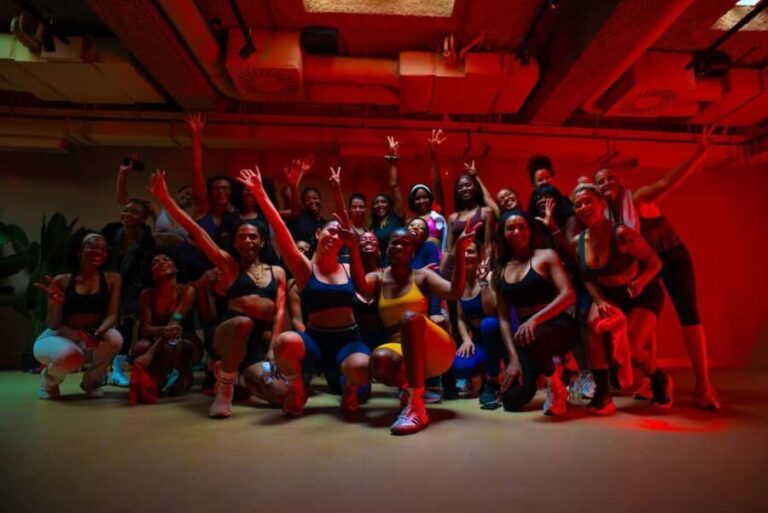 Lisbon: Private Bachelorette Dance & Glitter Party - What’s Included and What’s Not