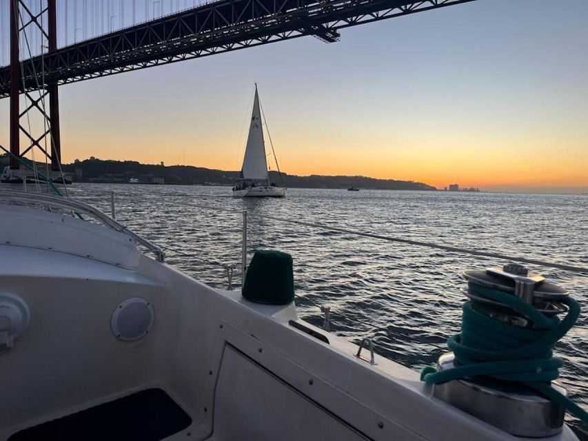 Lisbon: Private City Boat Tour with Sunset Option - The Itinerary in Detail