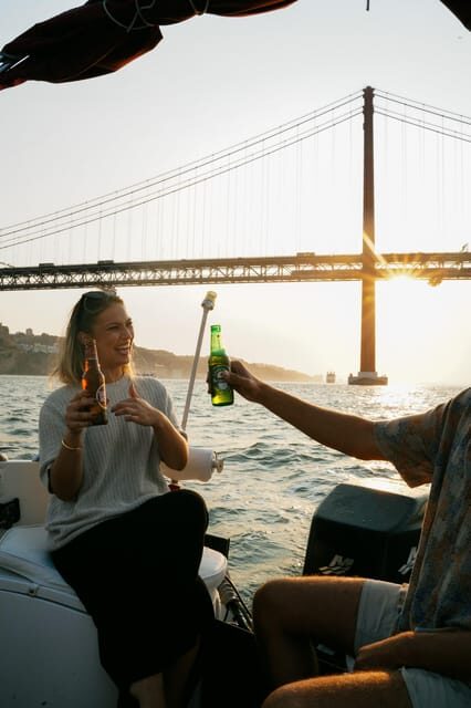 Lisbon PRIVATE Cruise - Fun, Friends and Unique Moments - Analyzing Value and Practical Details