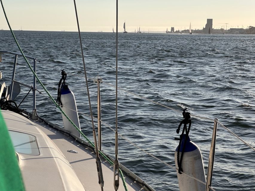 Lisbon: Private sailboat tours on Tagus River - Itinerary Breakdown