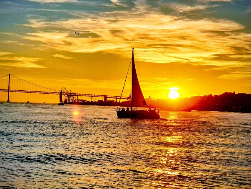 Lisbon: Private Sunset Cruise with Portuguese Wine - Why This Tour Works Well