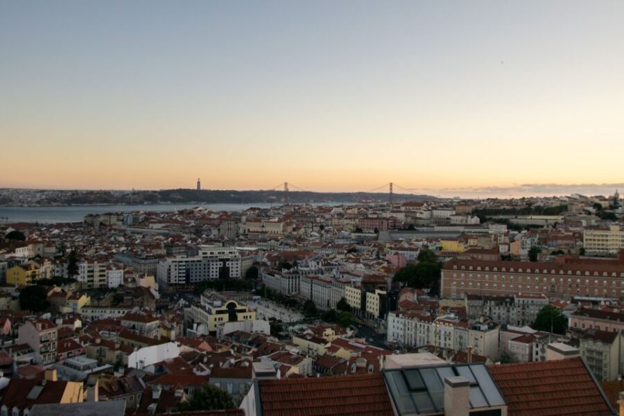 Lisbon: Private Walking Tour with Professional Photoshoot - Why This Tour Works