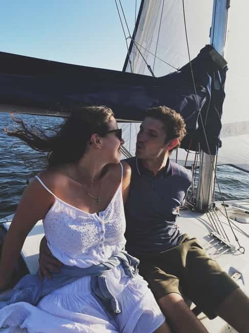 Lisbon Sailing Boat Tour: Beach Stop with snacks and drinks - What Makes This Tour Stand Out?