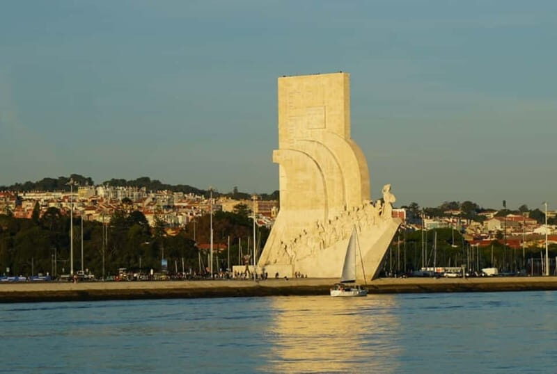 Lisbon: Sailing Boat Tour with Drinks - Who Is This Tour Best Suited For?