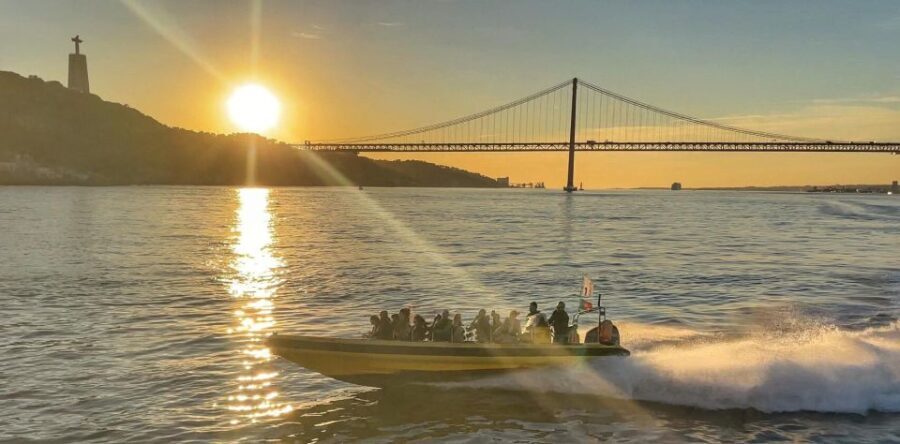 Lisbon Speedboat Sunset with Monuments Sightseeing - What to Expect on the Speedboat