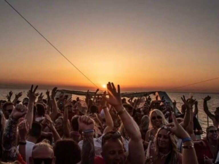 Lisbon: Sunset Boat Party Cruise with DJ and Open Bar - Final Thoughts
