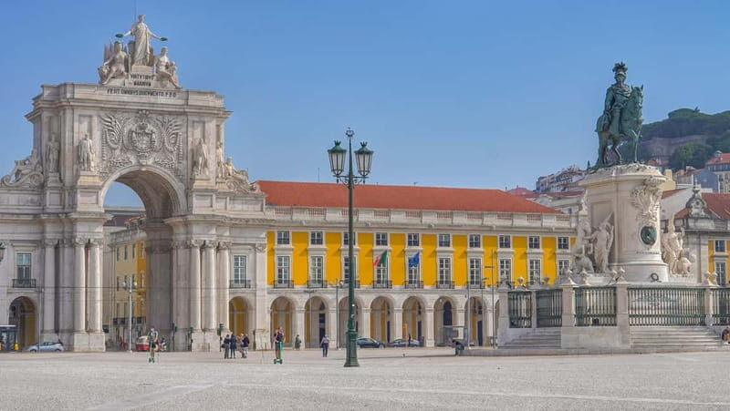 Lisbon Walk: Old Quarter, Hidden Walls & Stunning Views - What You Get for the Price