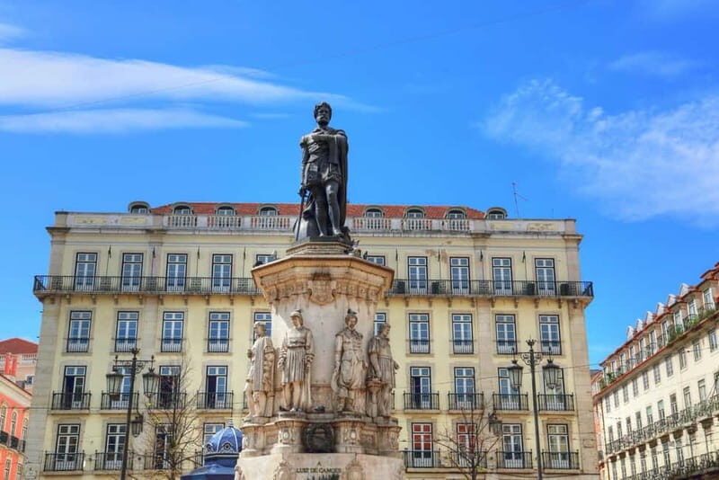 Lisbon: Walking Tour in Chinese - Who Will Enjoy This Tour?