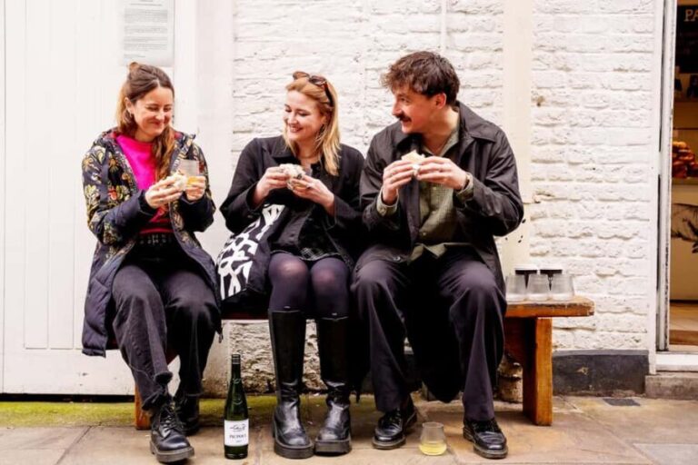 Local Foodie Adventure in London: 10+dishes, drinks and more - The Value of the Experience