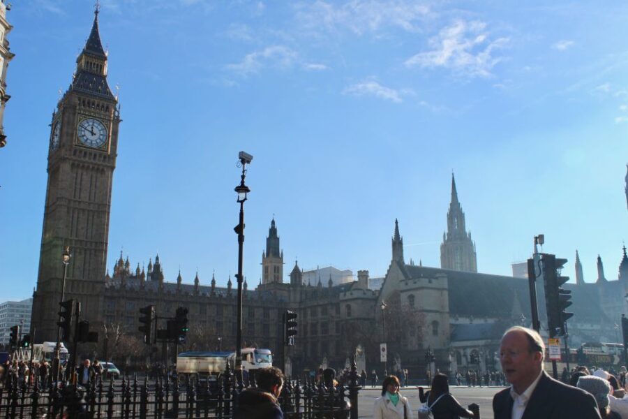 London: 4-Hour Panoramic Tour by Black Taxi - The Experience in Detail