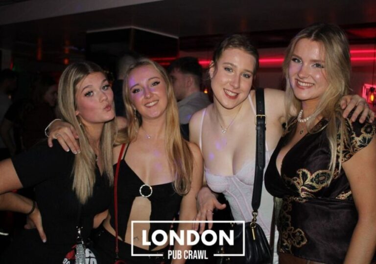 London: Central London Pub Crawl with Drink Deals - Authentic Experiences & Real Feedback