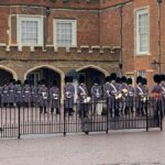 London: Changing of the Guard Experience with a Historian - Practical Details and Tips