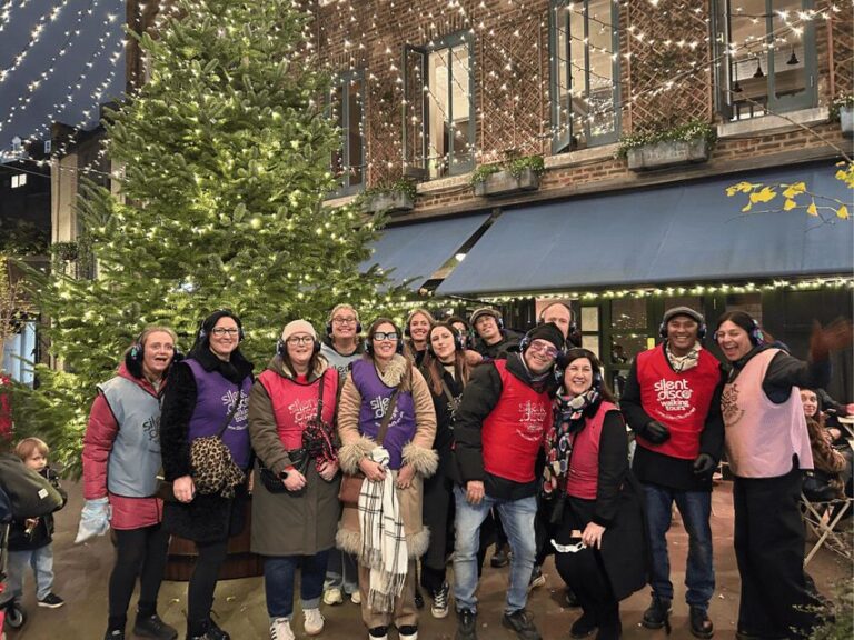 London: Christmas Lights Tour - With Christmas Music - Why This Tour Is a Good Choice