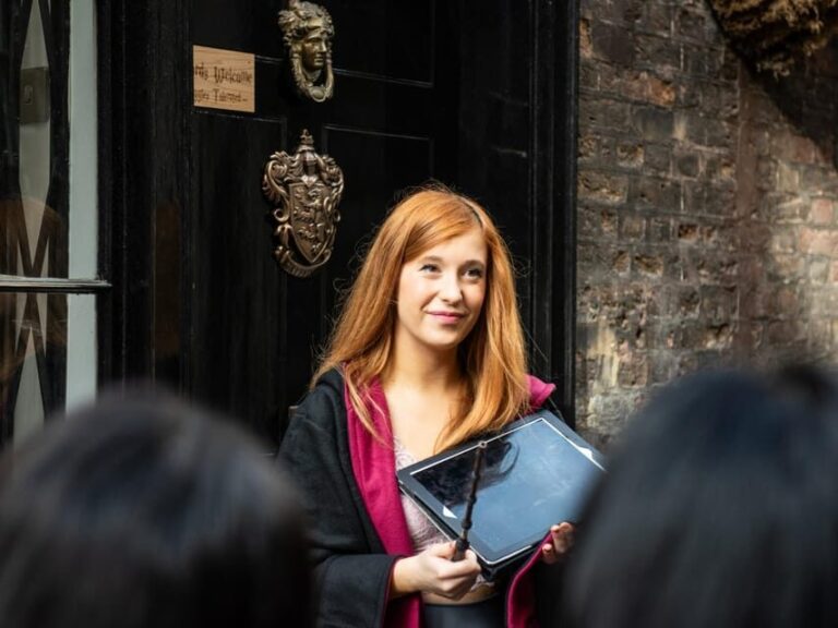 London: Harry Potter and Jack the Ripper Combo Tour - Transitioning to London’s Dark Side: Jack the Ripper