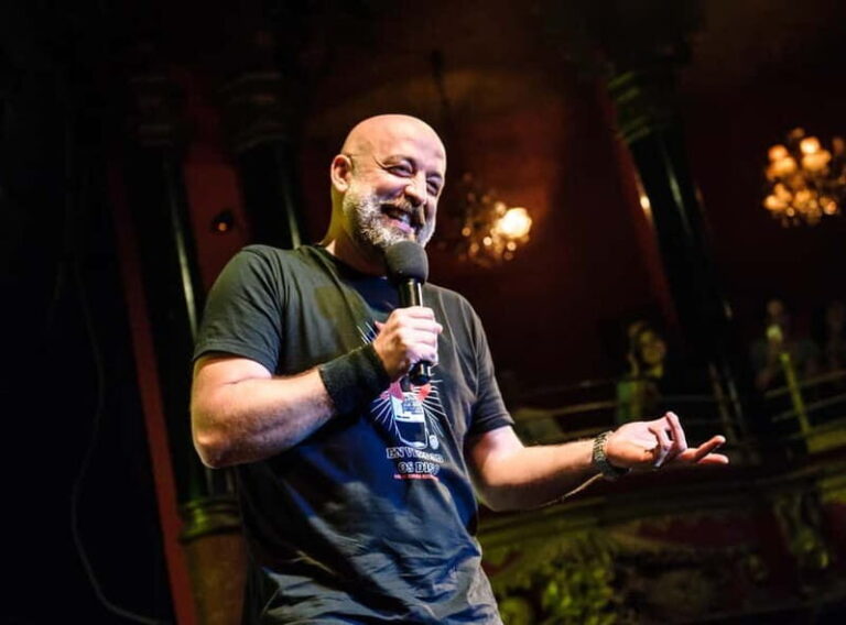 London: International Stand Up Comedy Show - Why This Experience Works for You