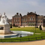 London: Kensington Palace Sightseeing Entrance Tickets - Architectural Marvels and Artistic Highlights
