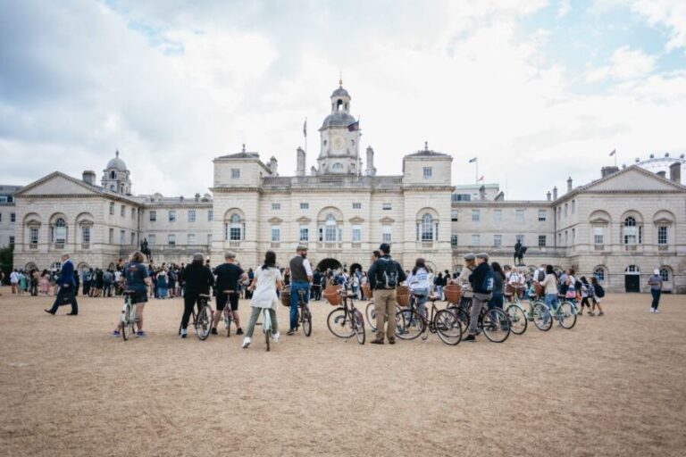 London: Landmarks & Secrets Bike Tour with Pub & Street Art - Why This Tour Works Well for Travelers