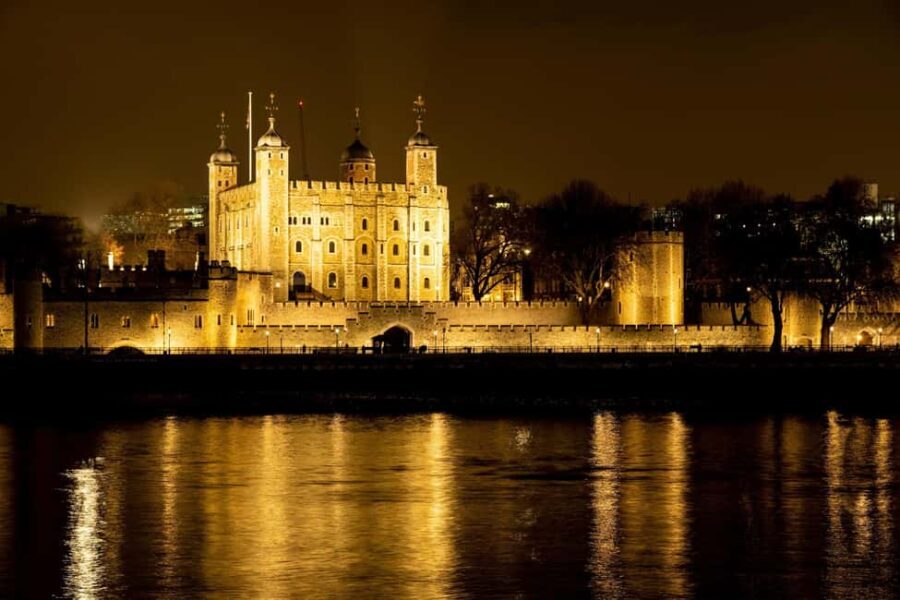 London: Magic, Mystics and Martyrs Walking Tour - Why Choose This Tour?