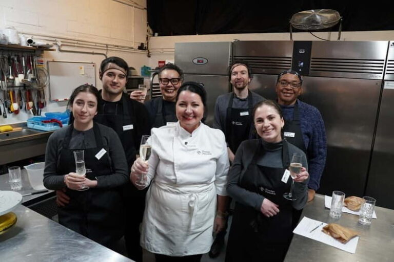 London: Medovik Cake Masterclass with Prosecco - The Value and Practicalities