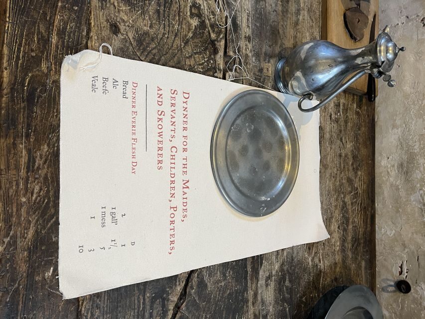 London: Royal Hampton Court Guided Tour with Afternoon Tea - Practical Tips for Your Visit