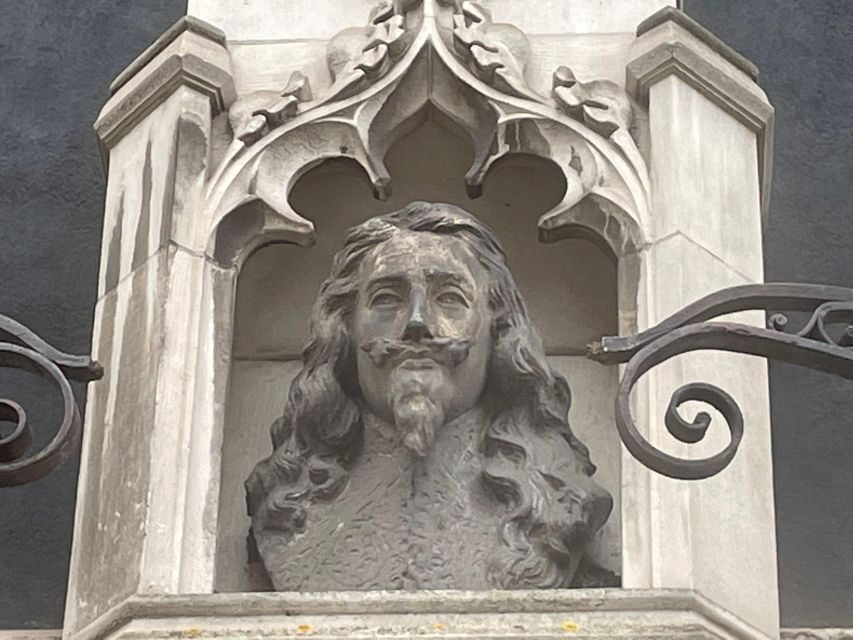 London; Royalty and Democracy - Exploring the Itinerary