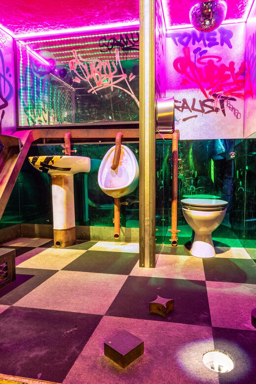 London: Shoreditch Junkyard Golf Tickets for 9 or 18 Holes - Who Would Love This Experience?