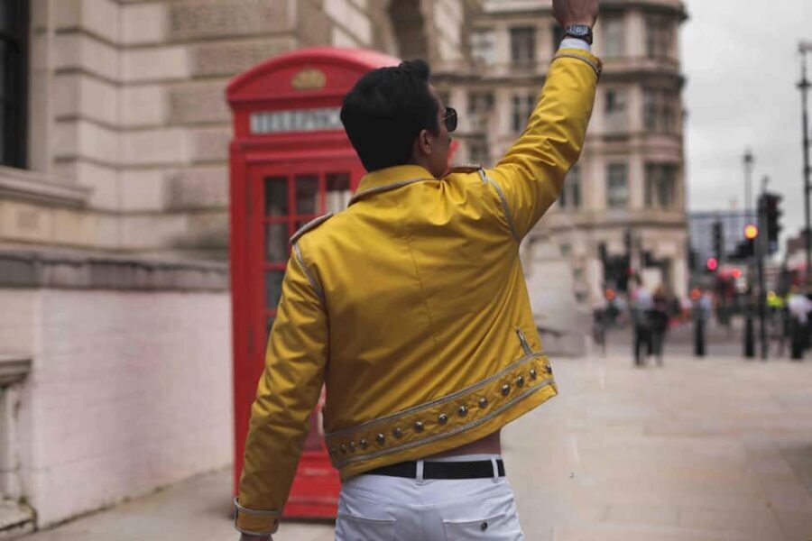 London: Sightseeing Bus Tour with Live Theatre and Comedy - The Itinerary in Detail