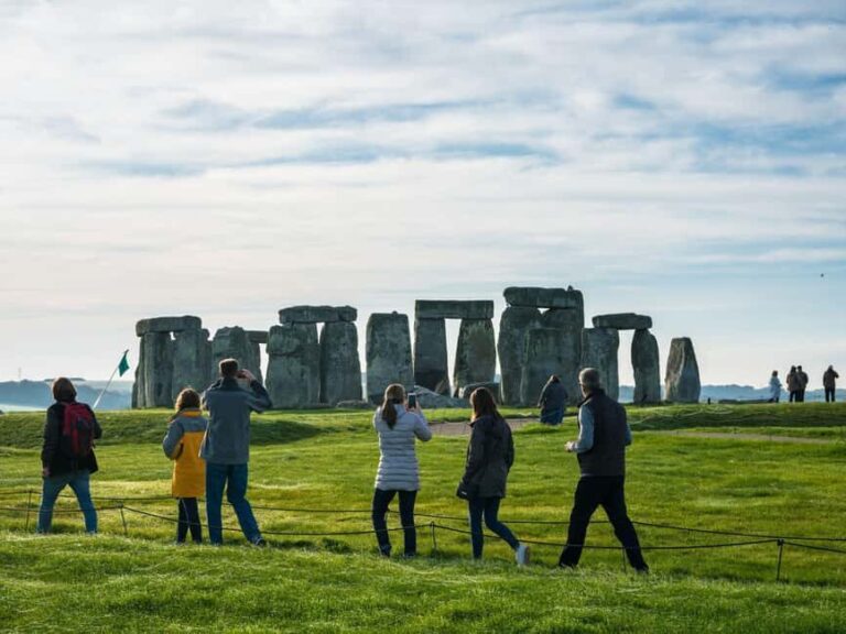 London: Stonehenge and Bath Day Trip with Roman Baths - What’s Included and What to Expect