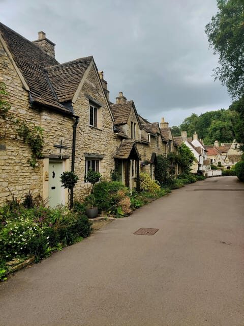 London: Stonehenge, Cotswolds, and Bath Private Day Trip - Exploring the Cotswolds: Lacock or Castle Combe