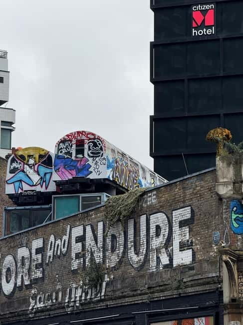 London: Street Art Tour, Shoreditch - The Experience: Walking and Learning in the Open Air