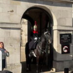 London: Top 10 Express Guided Walking Tour - Guides and Commentary