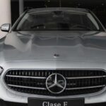 London: Tour of Stonehenge - Approaching the Iconic Stone Circle