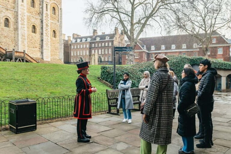 London: Tower of London, Crown Jewels & Beefeater Audience - Deep Dive Into the Itinerary