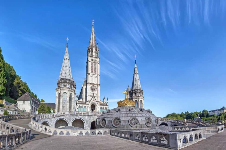Lourdes: Full Day Private Guided Tour with Castle and Market - FAQs