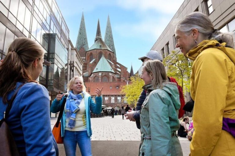 Lübeck: entertaining guided tour to old town highlights - Authentic Perspectives from Past Participants