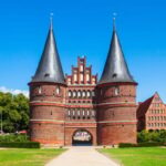 Lübeck: Express Walk with a Local - A Closer Look at the Experience