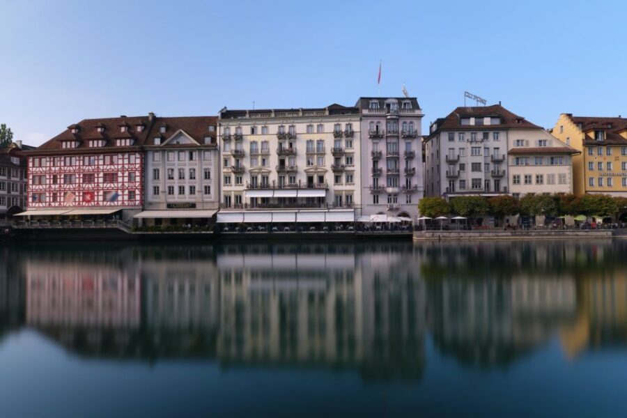 Lucerne: Express Walk with a Local in 60 minutes - FAQs