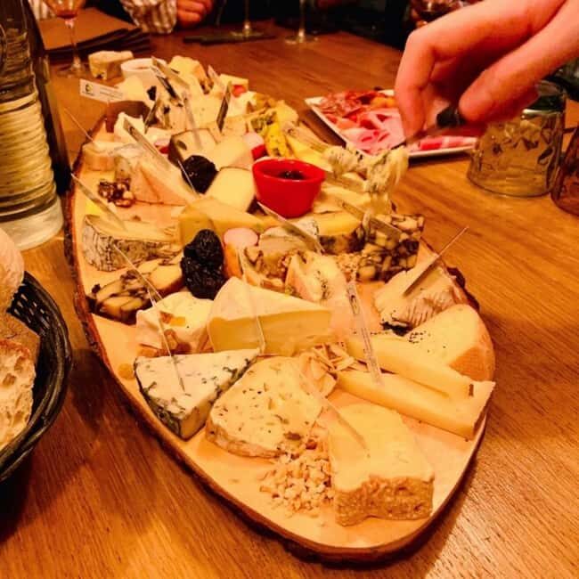 Lyon : Best Street Food Tour With A Local Guide - Who Will Love This Tour?