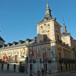 Madrid: 1.5-Hour City Highlights Guided Walking Tour - The Value of a Guided Walk in Madrid