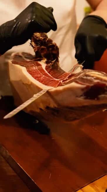 Madrid After Dark: Tapas, Passion & Free Party Crawl - Authentic Madrid Nightlife in a Nutshell