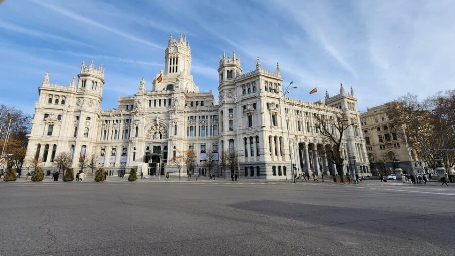 Madrid by Eco Tuk: Private tour, choose your duration! - Frequently Asked Questions