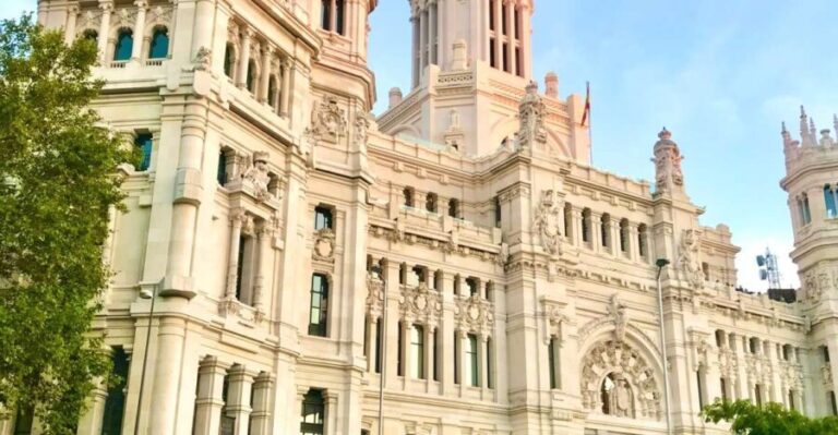 Madrid: Capture the most Photogenic Spots with a Local - Who Will Love This Tour?