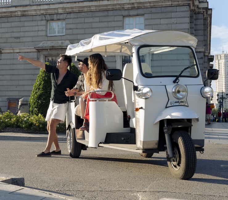 Madrid: Eco-Friendly, Unique and Privated Tuk Tuk Experience - What to Expect During Your Tour