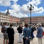 Madrid: Guided Walking Tour with Churros and Hot Chocolate - Breaking Down the Experience