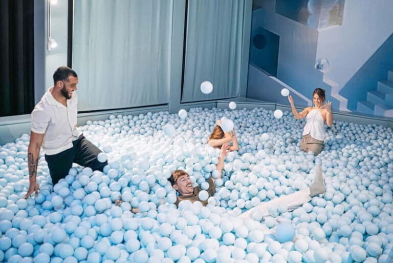 Madrid: IKONO Entry Ticket - A Closer Look at What IKONO Madrid Offers