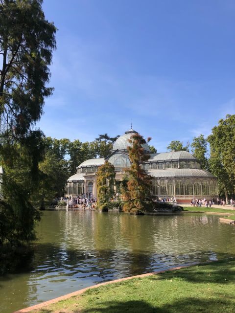 Madrid: Prado Avenue and Retiro Park Guided Walking Tour - An In-Depth Look at the Madrid: Prado Avenue and Retiro Park Walking Tour