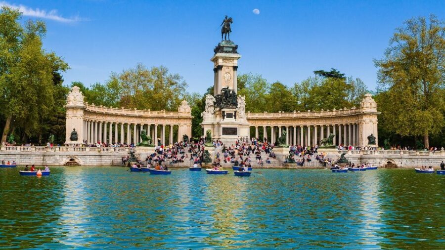 Madrid: Prado Museum and El Retiro Park Guided Tour - Inside the Prado Museum: An Art Lover’s Dream